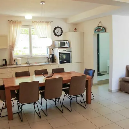 Kala By Kompas * פובליה