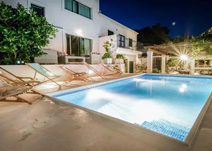 Kala By Kompas * Povlja (Brac)